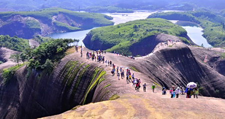 郴州十大著名景點(diǎn)推薦，湖南郴州旅游十大必去景區(qū)