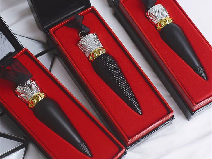 蘿卜丁口紅什么牌子，蘿卜丁口紅一般多少錢